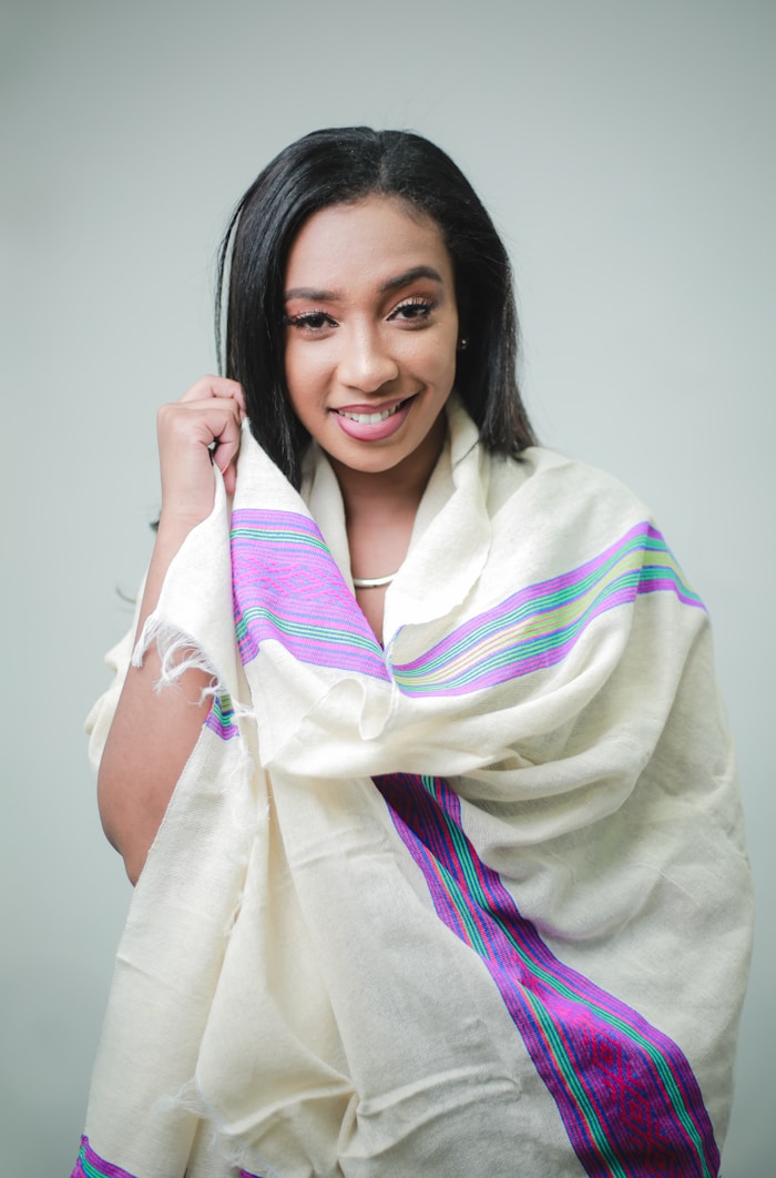 Cream Handloom Shawl